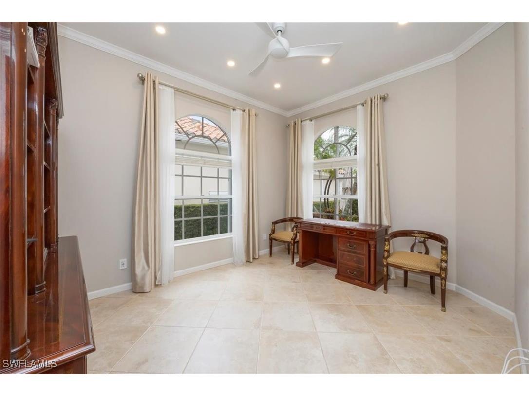 3833 Huelva Court Naples FL 34109 225077228 image20