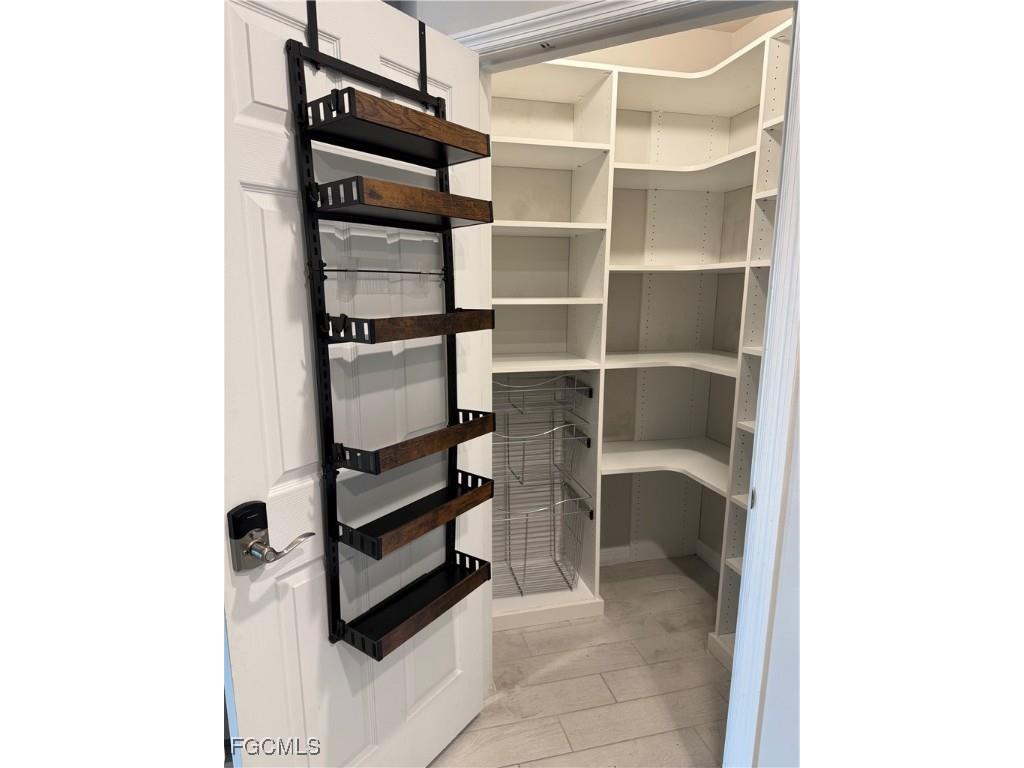 3833 NE 17th Avenue Cape Coral FL 33909 2025013521 image10