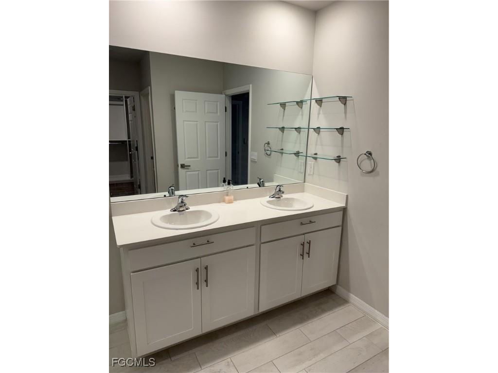 3833 NE 17th Avenue Cape Coral FL 33909 2025013521 image11