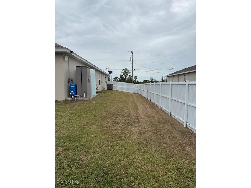 3833 NE 17th Avenue Cape Coral FL 33909 2025013521 image23