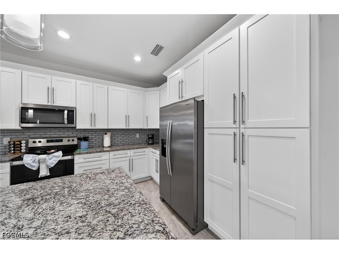 3833 SW 14th Place Cape Coral FL 33914 2026019303 image13