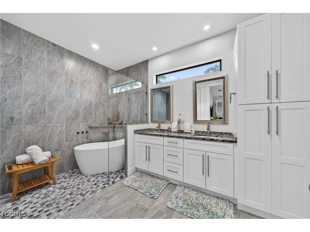 3833 SW 14th Place Cape Coral FL 33914 2026019303 image18