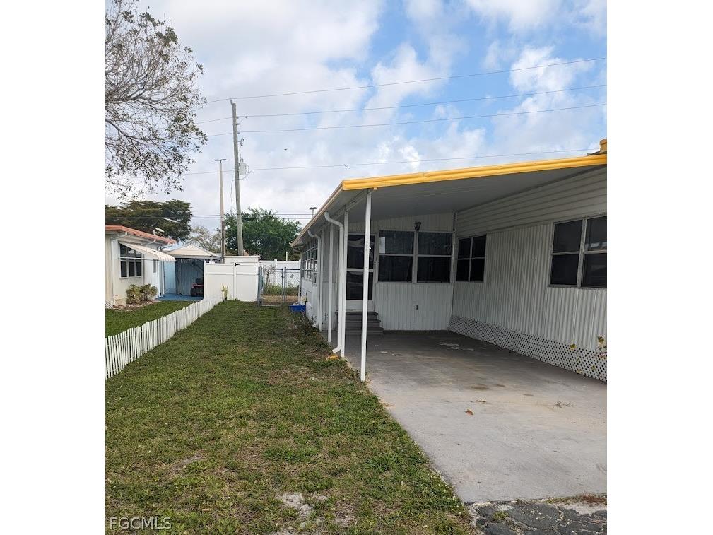 3834 Unique Circle Fort Myers FL 33908 2026007901 image3