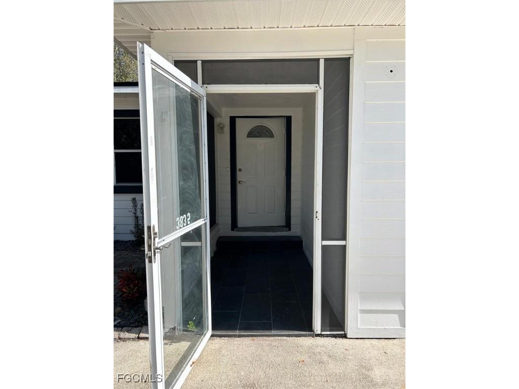 3835 Arlington Street Fort Myers FL 33901 2026001181 image2