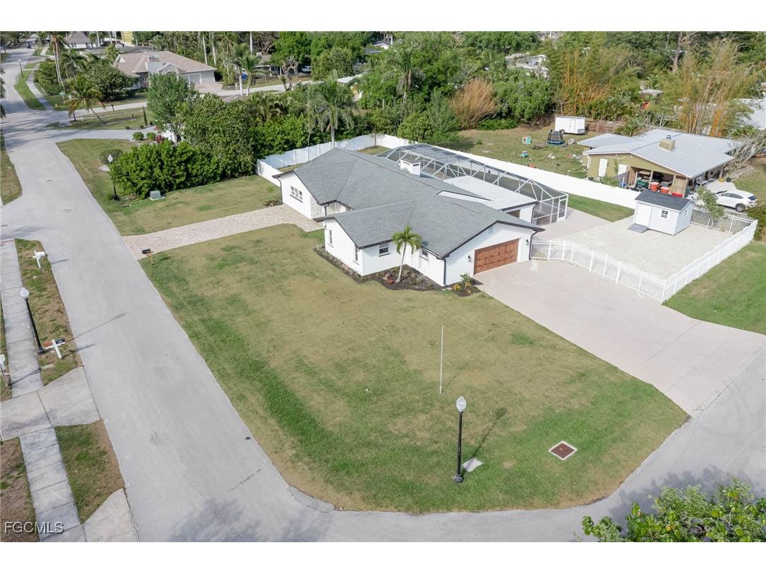 3835 Harold Avenue Fort Myers FL 33901 2025002667 image2