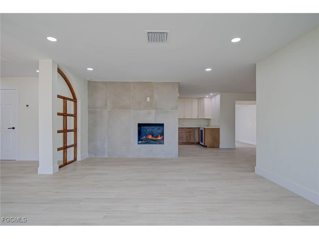 3835 Harold Avenue Fort Myers FL 33901 2025002667 image7