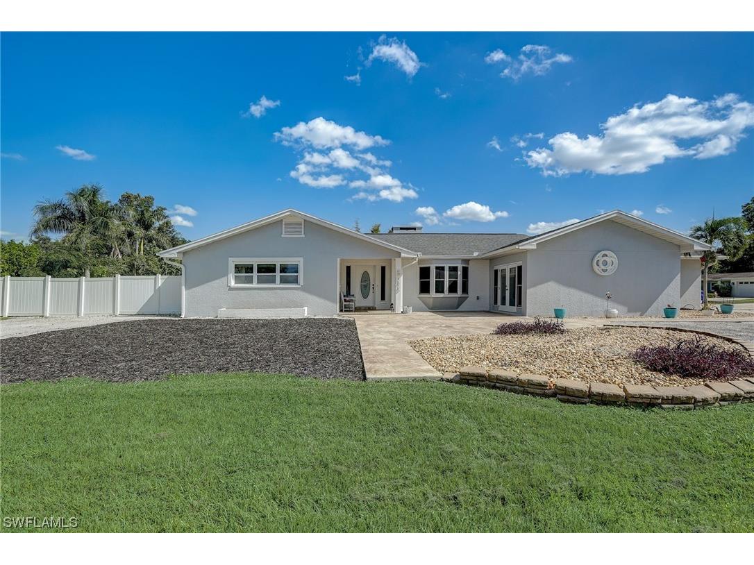 3835 Harold Avenue Fort Myers FL 33901 224010669 image1