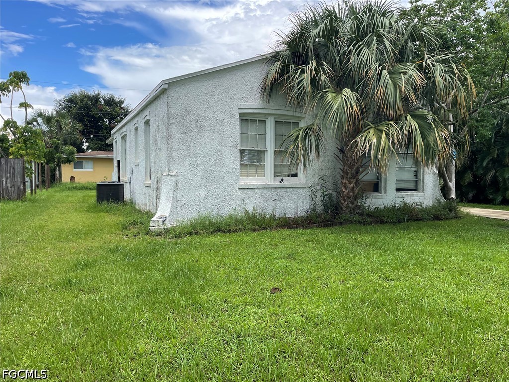 3835 Lake Street Fort Myers FL 33901 2026025358 image1