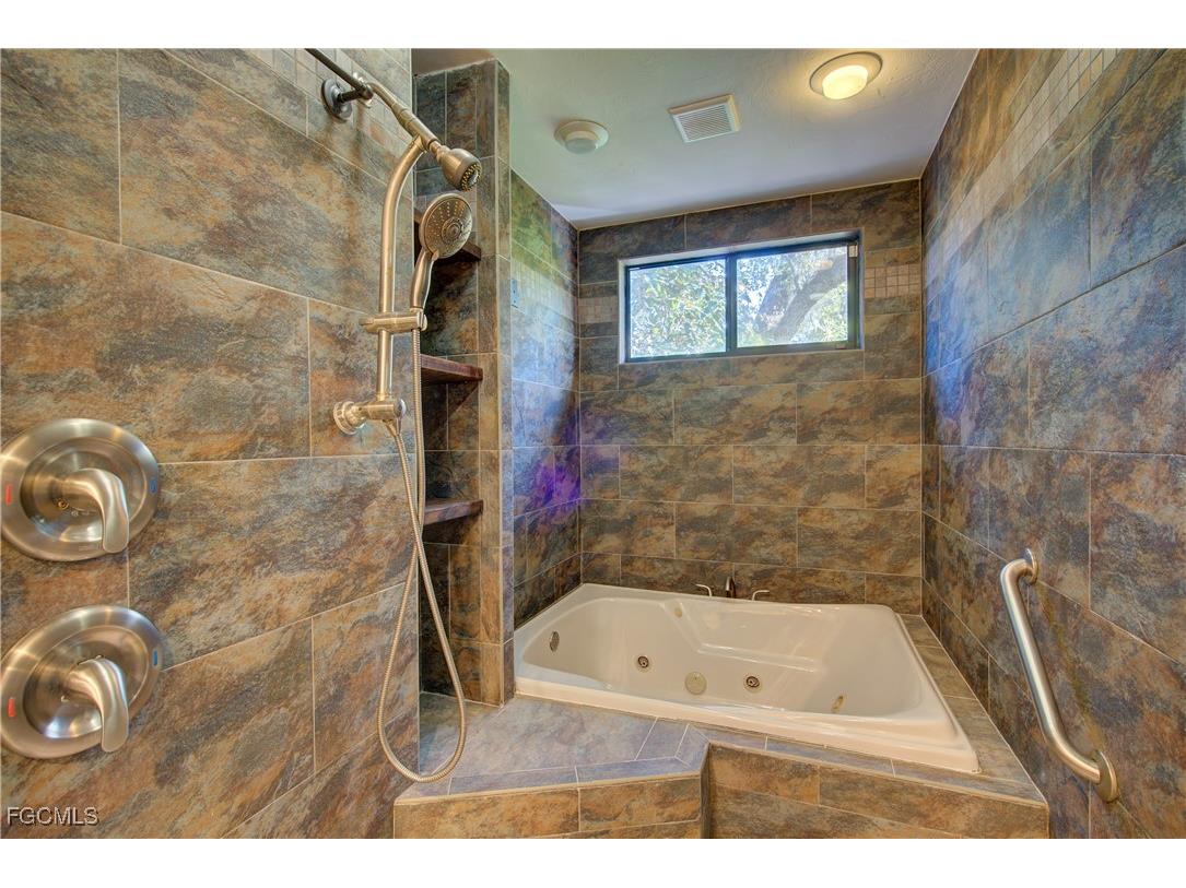 3836 Hidden Acres Circle N North Fort Myers FL 33903 2026004199 image8