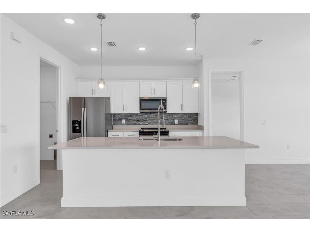 3836 NW 37th Avenue Cape Coral FL 33993 225000532 image7