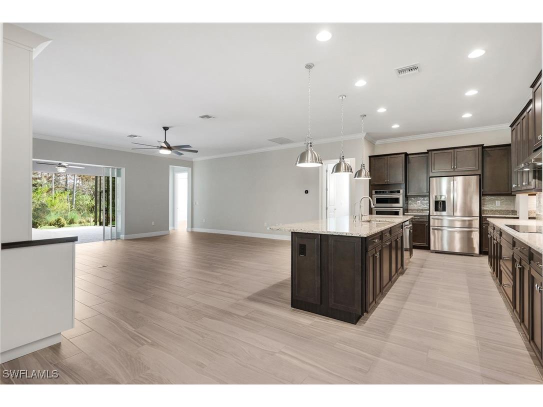 3837 Helmsman Drive Naples FL 34120 225082161 image5