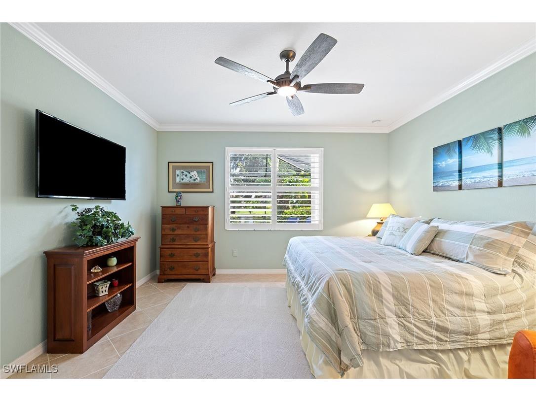 3837 Ruby Way Naples FL 34114 225074091 image17