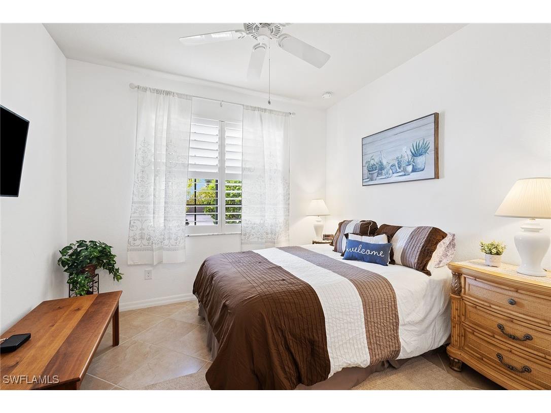 3837 Ruby Way Naples FL 34114 225074091 image24