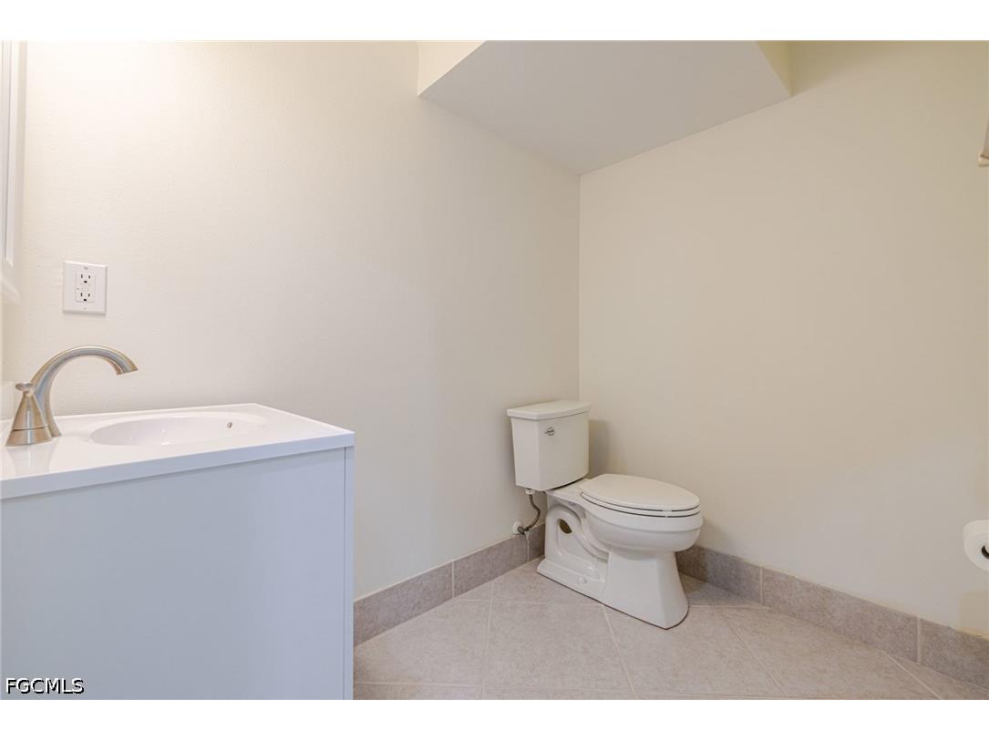 3838 Cherrybrook Loop Fort Myers FL 33966 2026014661 image10