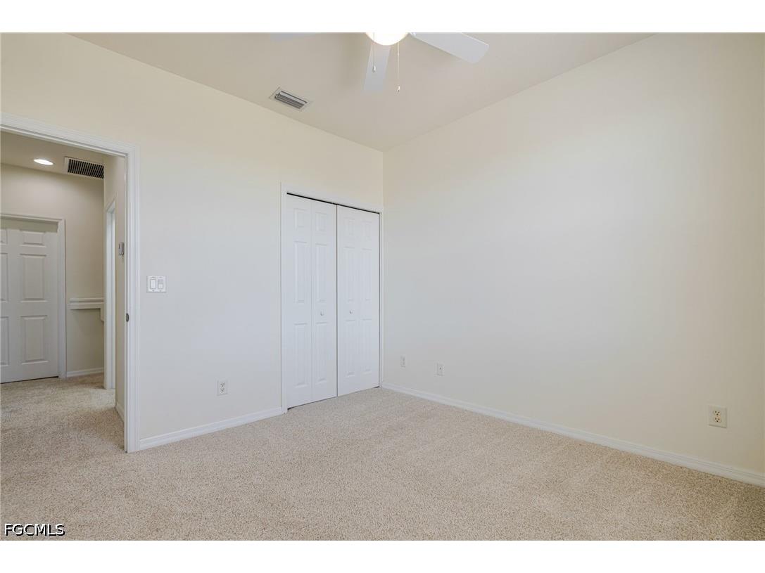 3838 Cherrybrook Loop Fort Myers FL 33966 2026014661 image15