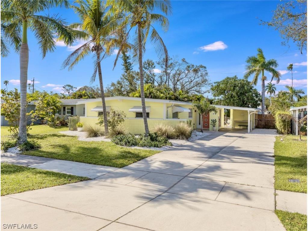 3838 La Palma Street Fort Myers FL 33901 224006348 image1