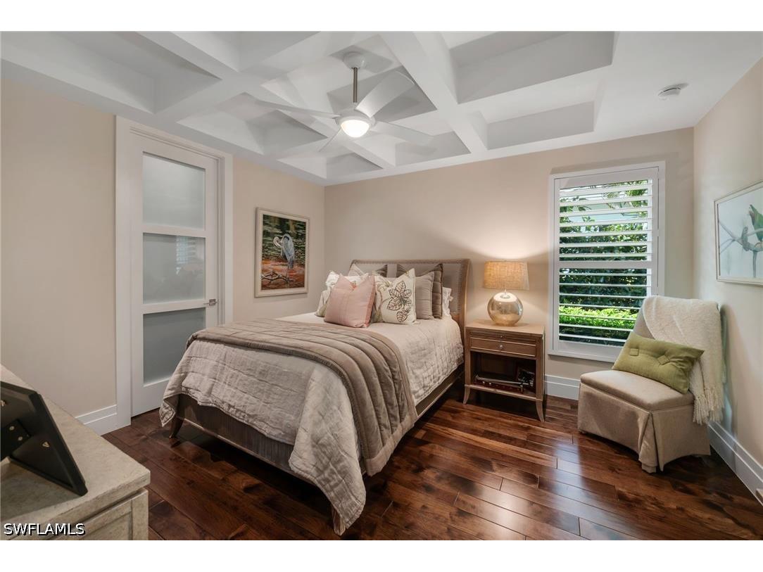 384 Edgemere Way E Naples FL 34105 226017484 image13