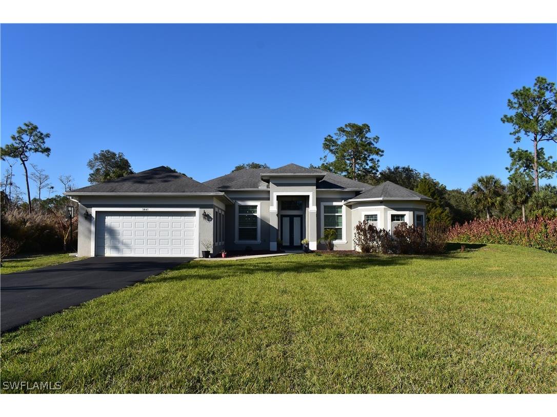 3841 4th Avenue NE Naples FL 34120 226008545 image1