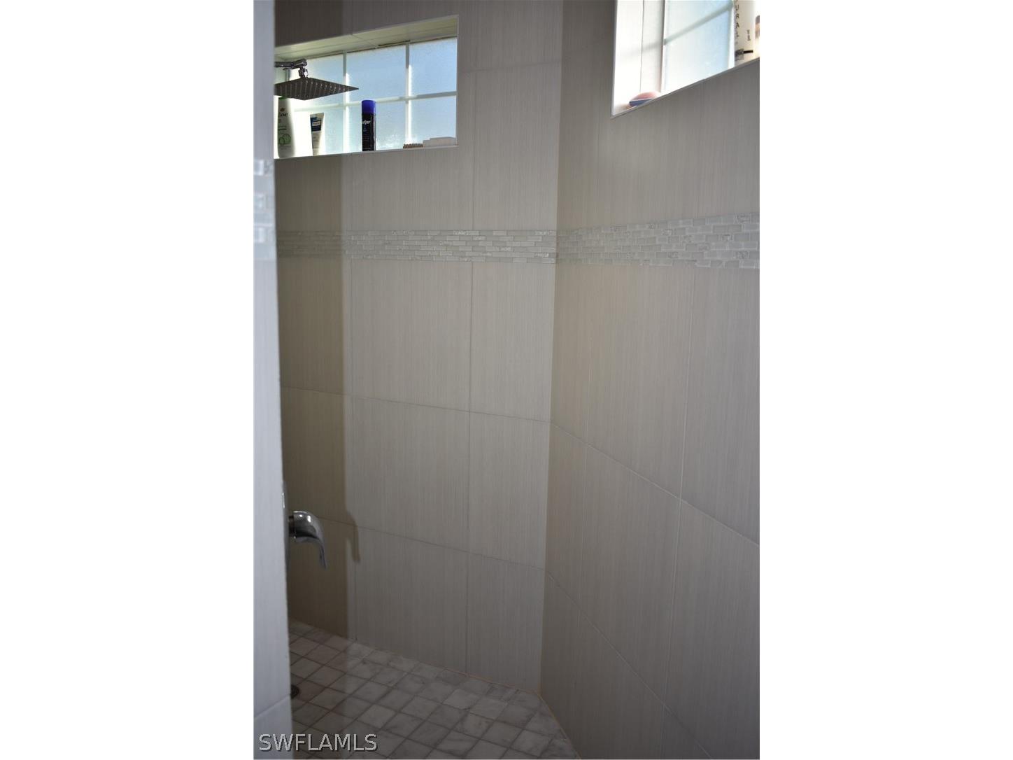 3841 4th Avenue NE Naples FL 34120 226008545 image23