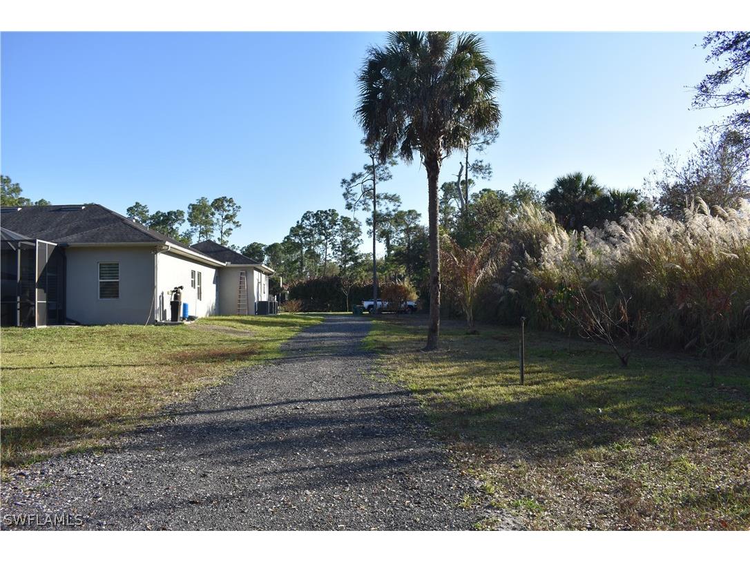 3841 4th Avenue NE Naples FL 34120 226008545 image48
