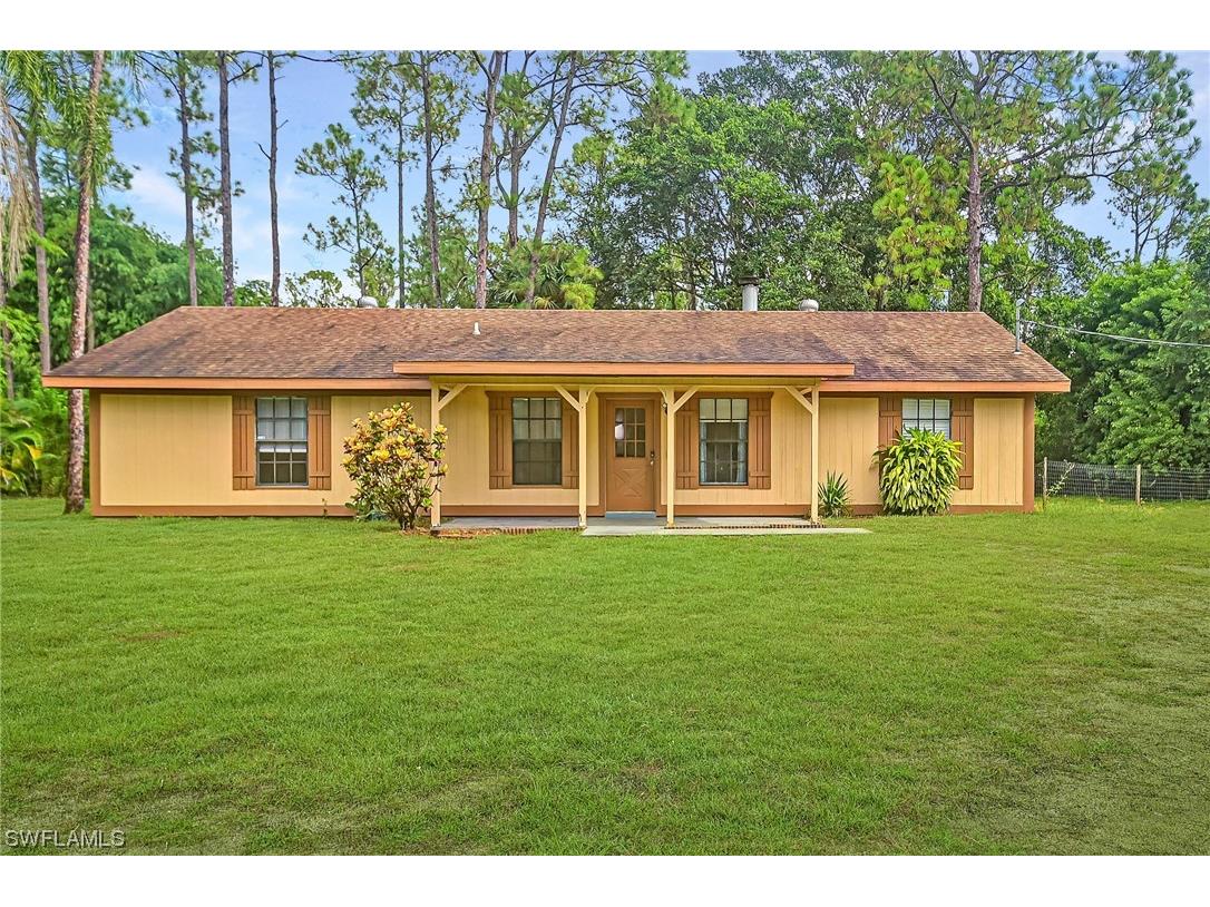 3841 Golden Gate Boulevard E Naples FL 34120 223063018 image1