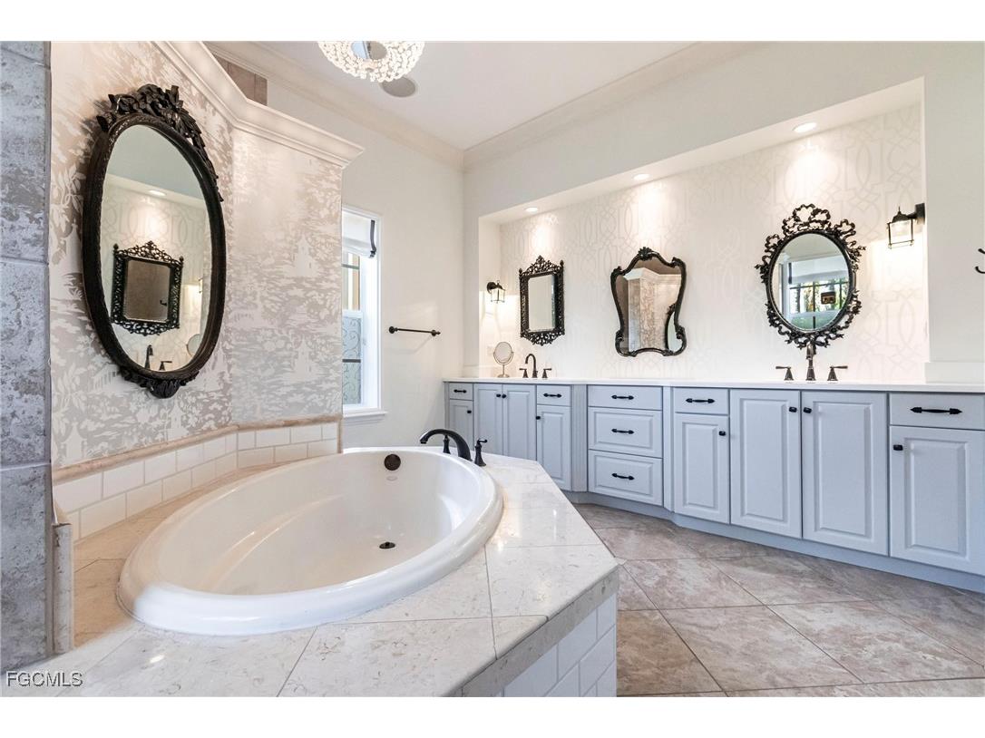 3841 River Point Drive Fort Myers FL 33905 2025010468 image24