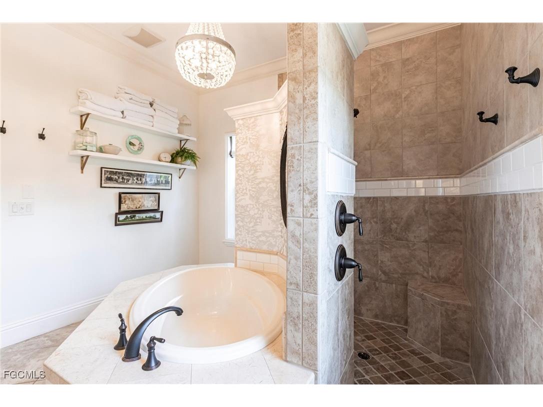 3841 River Point Drive Fort Myers FL 33905 2025010468 image26