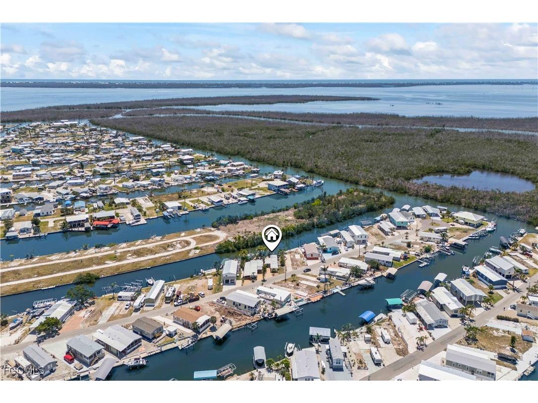 3843 Cherry Lane Saint James City FL 33956 2025024516 image1