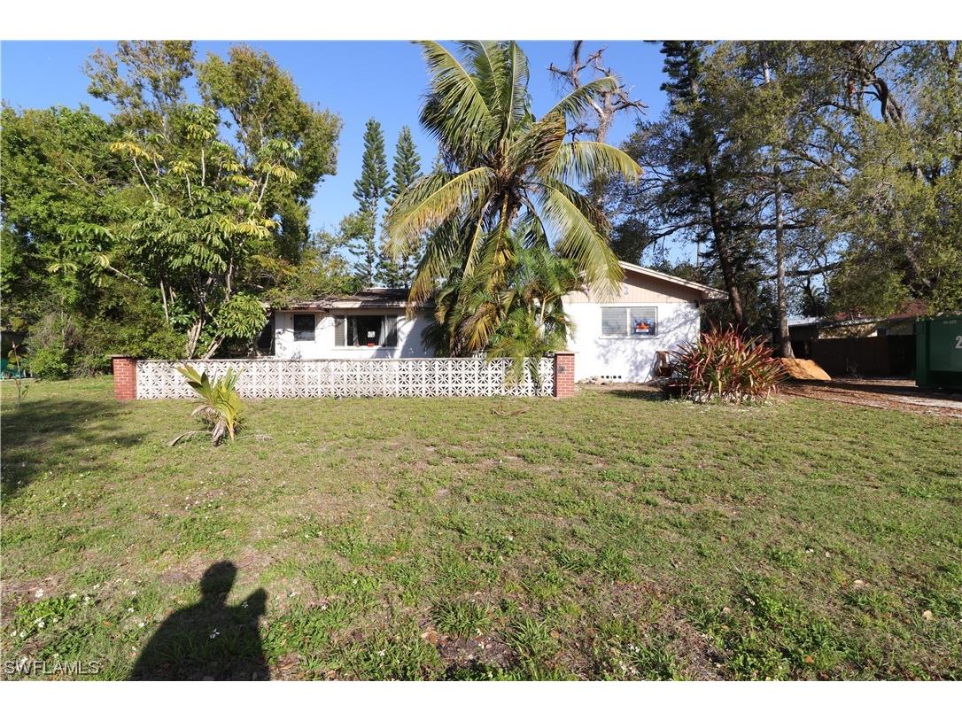 3843 Marvaez Street Fort Myers FL 33901 224018933 image1