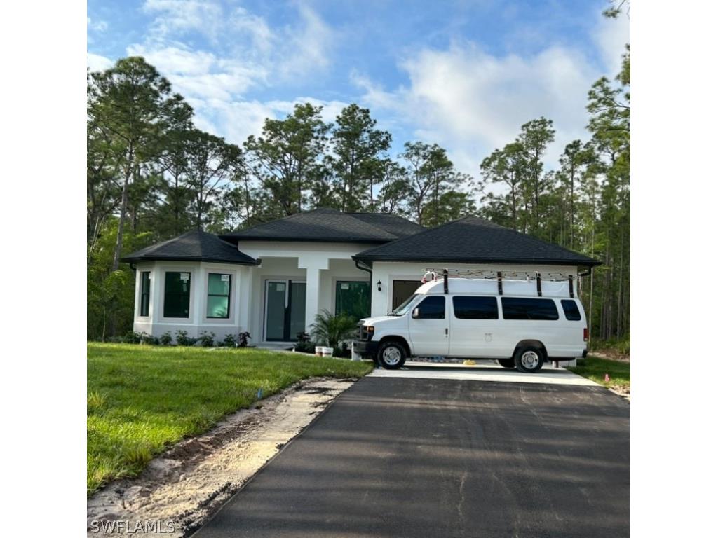 3844 27th Avenue NE Naples FL 34120 224029933 image1