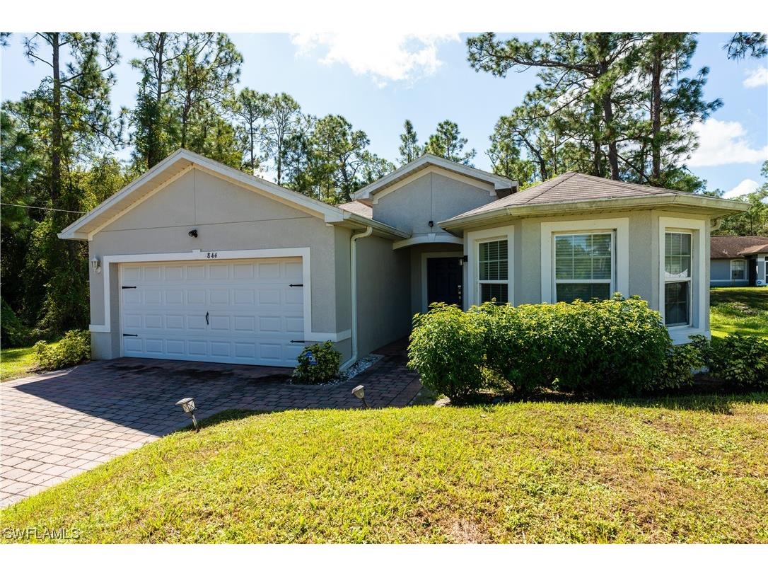 3844 47th Avenue NE Naples FL 34120 223077680 image1