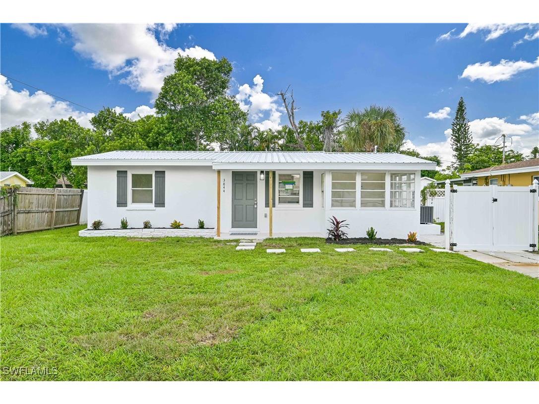 3844 Marvaez Street Fort Myers FL 33901 225017076 image1