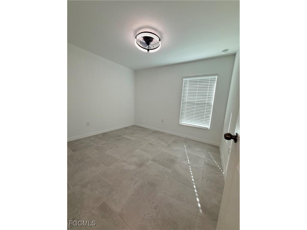 3844 Treasure Oak Way Fort Myers FL 33905 2025025123 image17
