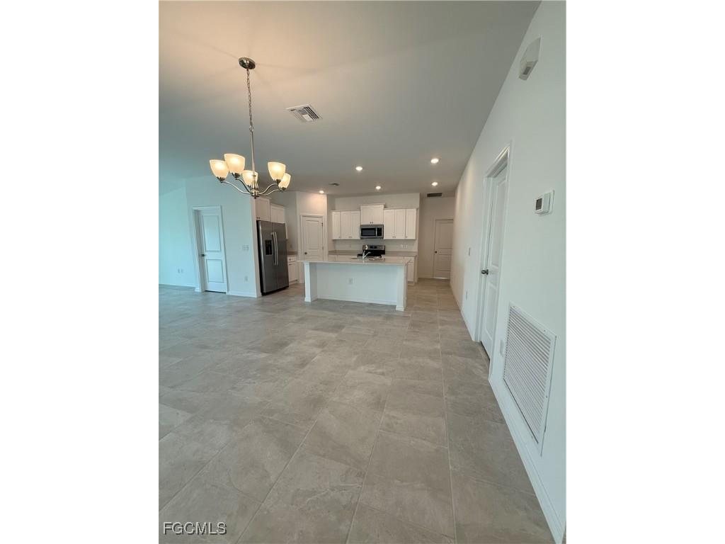 3844 Treasure Oak Way Fort Myers FL 33905 2025025123 image5