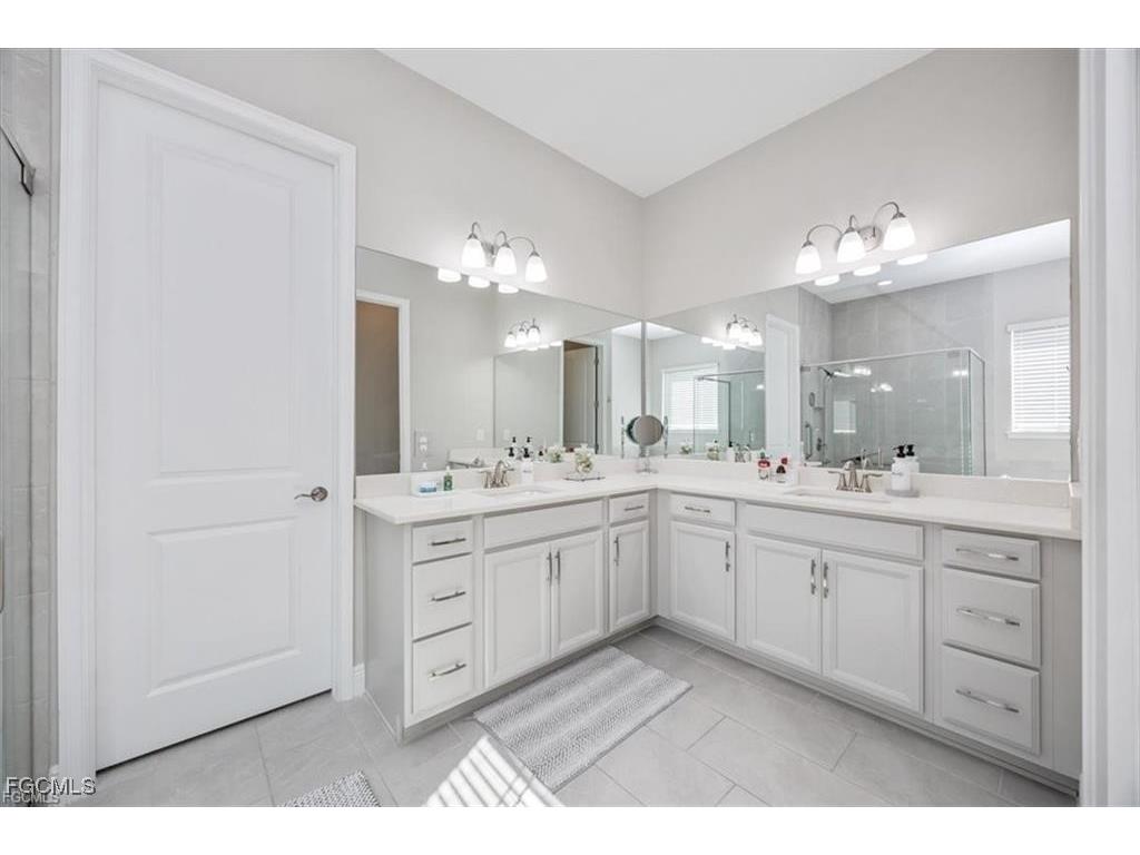 3845 Helmsman Drive Naples FL 34120 2026005689 image22