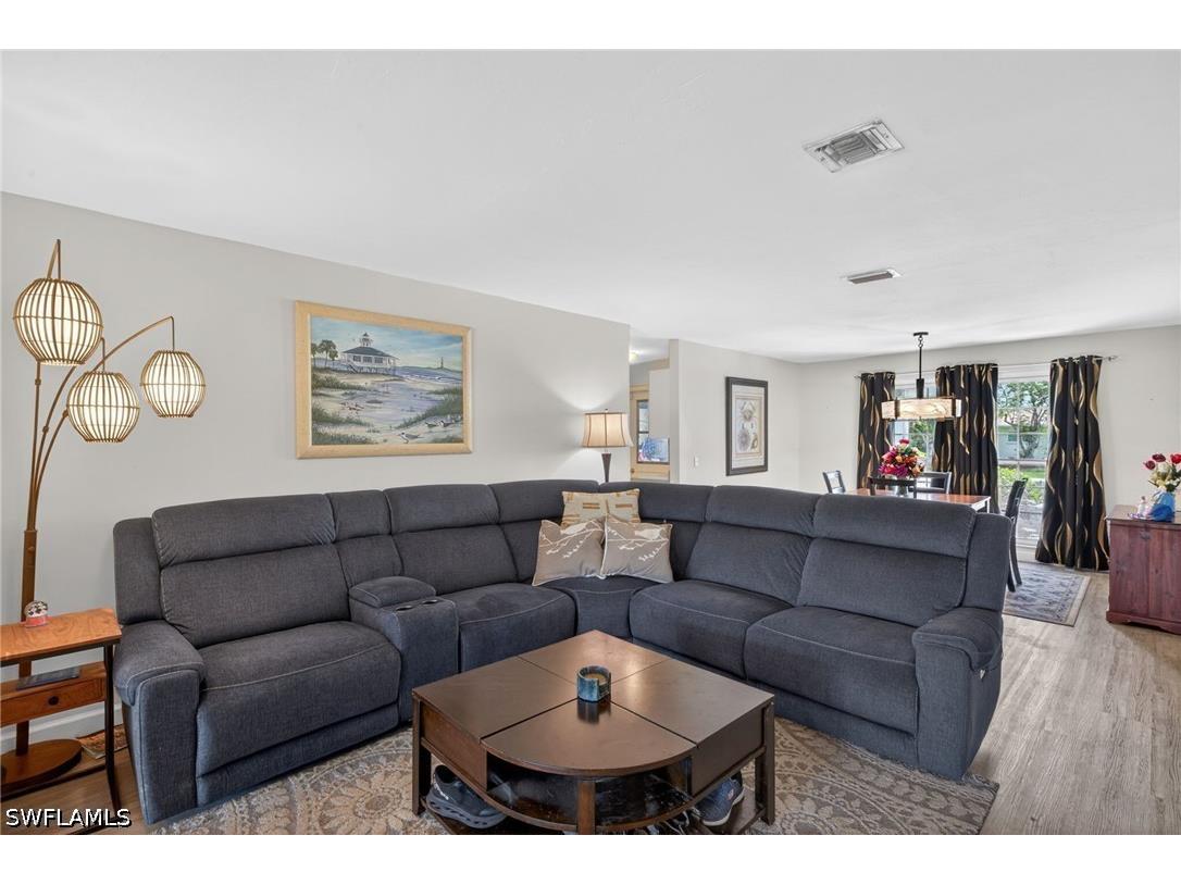 3848 SE 7th Place Cape Coral FL 33904 226022180 image10