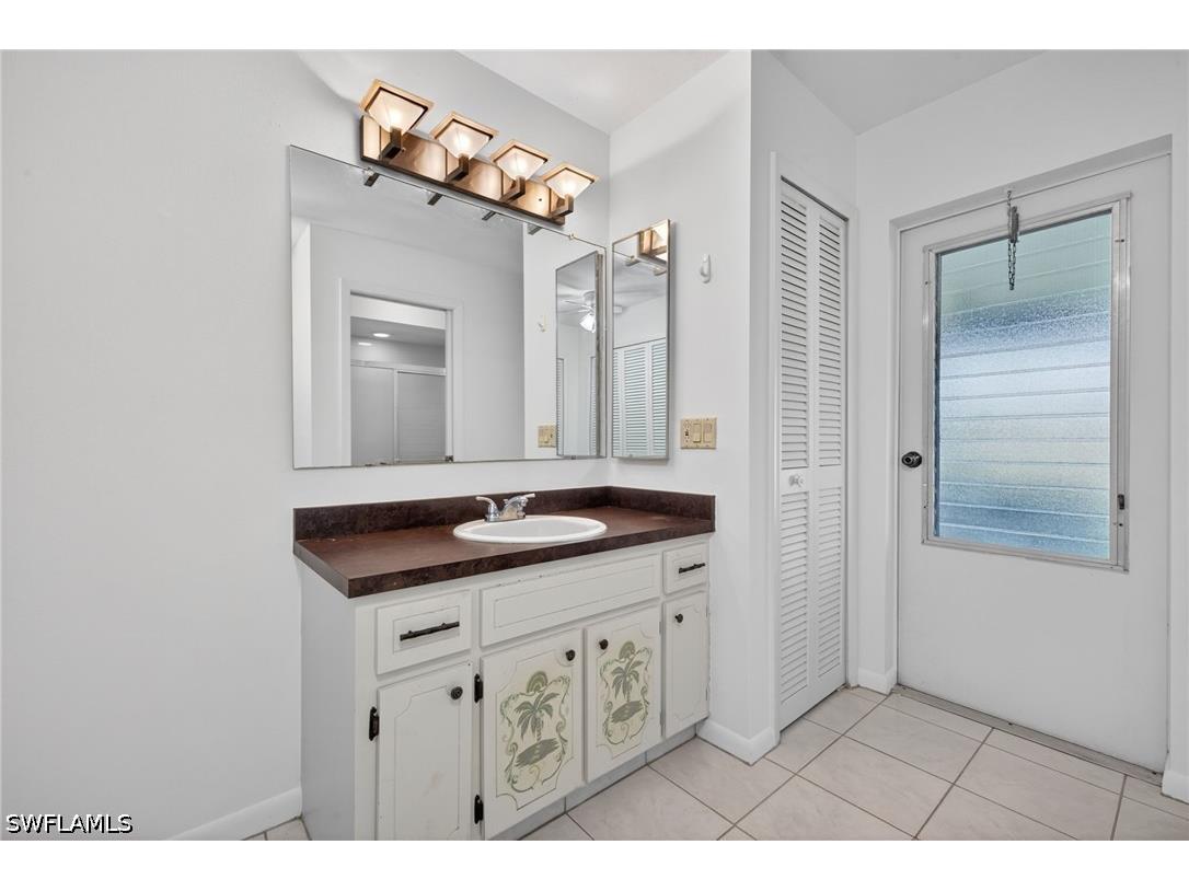 3848 SE 7th Place Cape Coral FL 33904 226022180 image16
