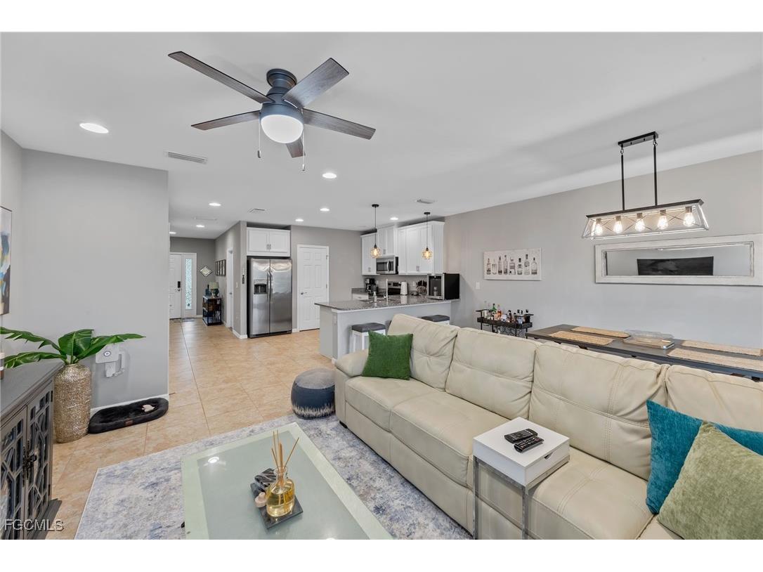 3849 Tilbor Circle Fort Myers FL 33916 2026000119 image10