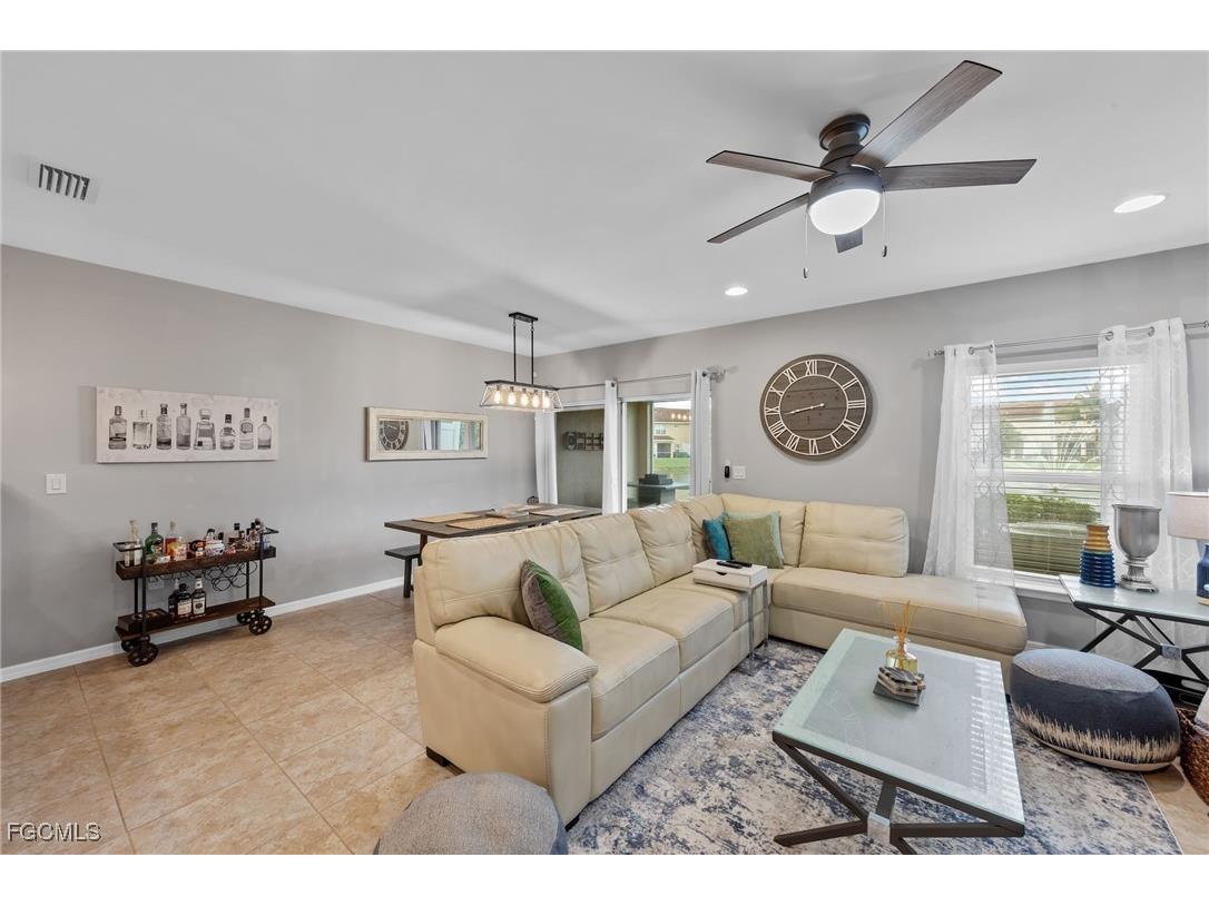 3849 Tilbor Circle Fort Myers FL 33916 2026000119 image12