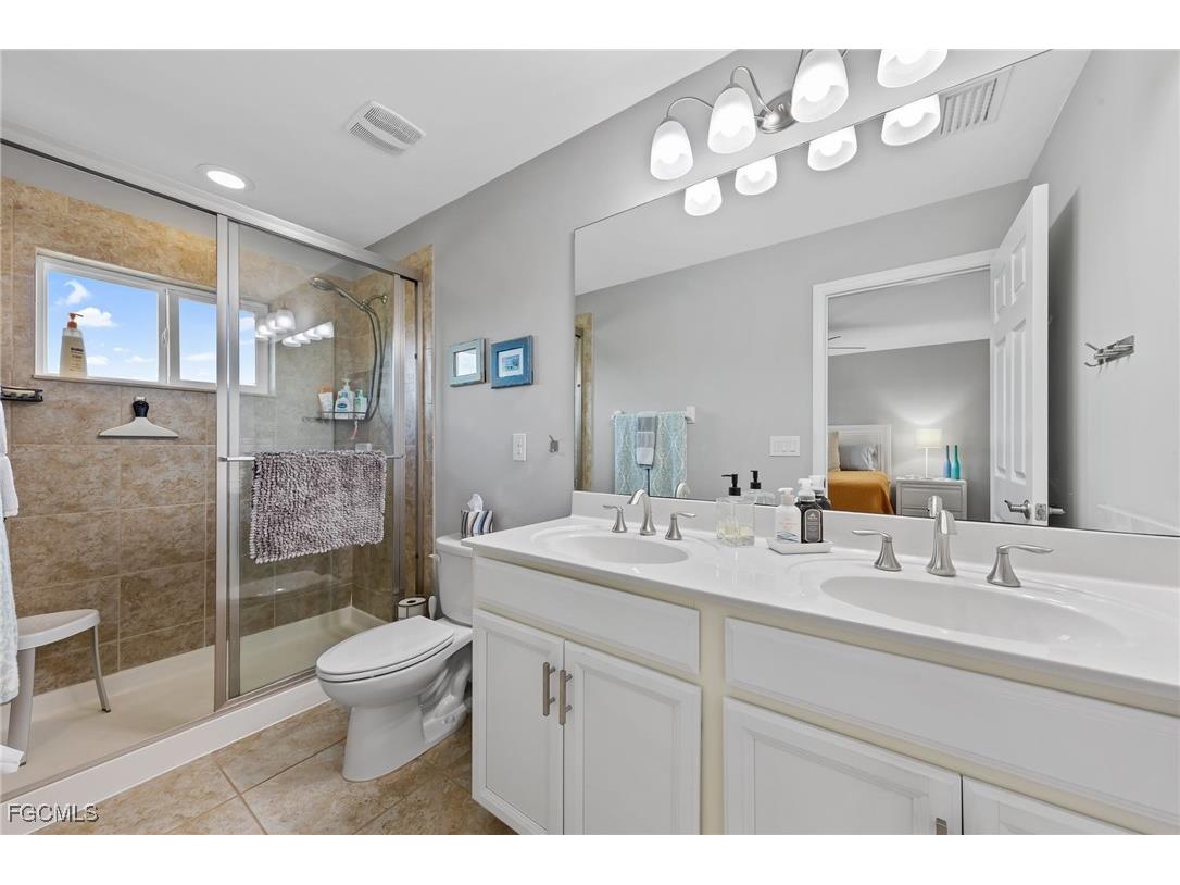 3849 Tilbor Circle Fort Myers FL 33916 2026000119 image19