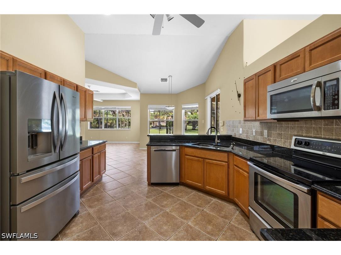 385 13th Street SW Naples FL 34117 226019120 image13