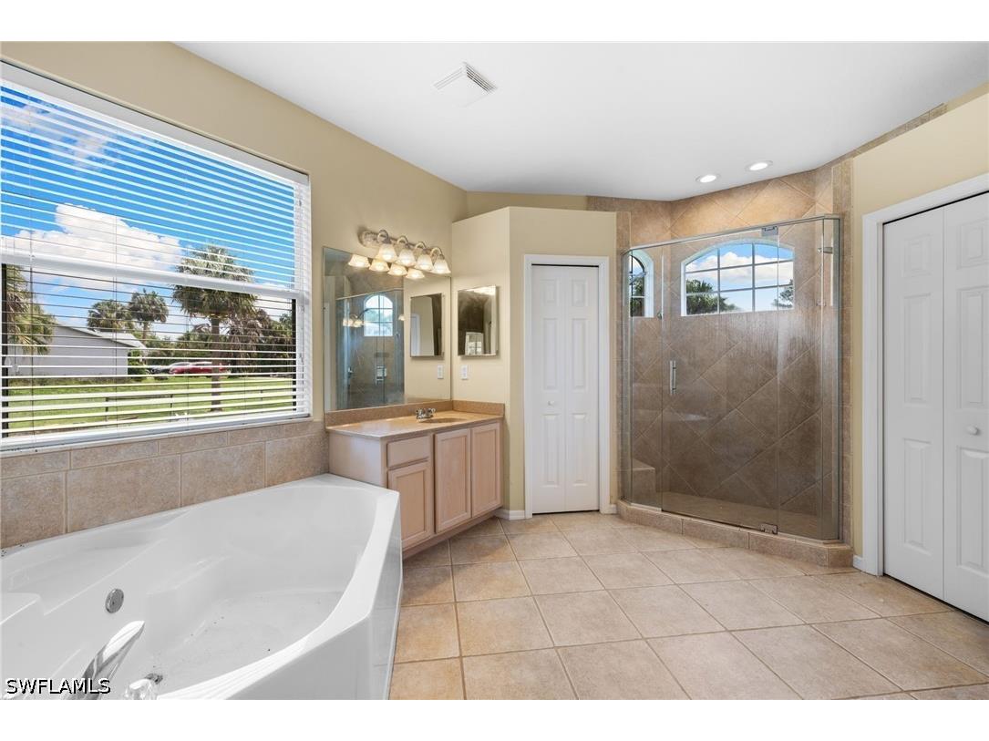 385 13th Street SW Naples FL 34117 226019120 image20