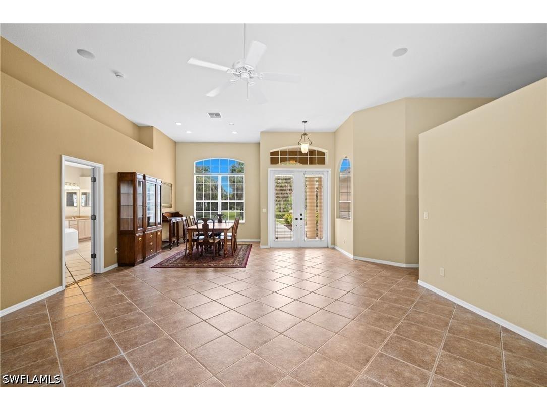385 13th Street SW Naples FL 34117 226019120 image9