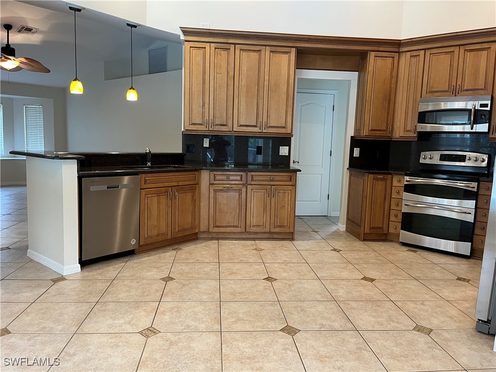 385 Ashbury Way Naples FL 34110 225077921 image8