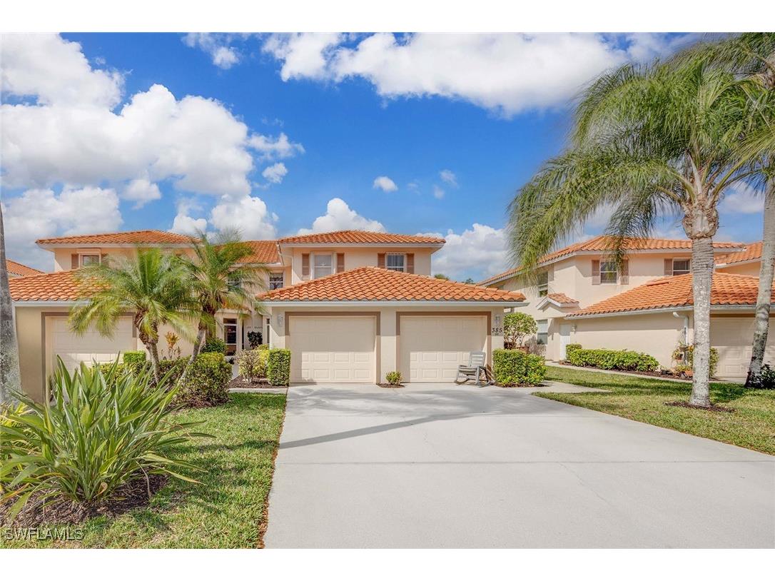 385 Robin Hood Circle #102 Naples FL 34104 225027812 image1