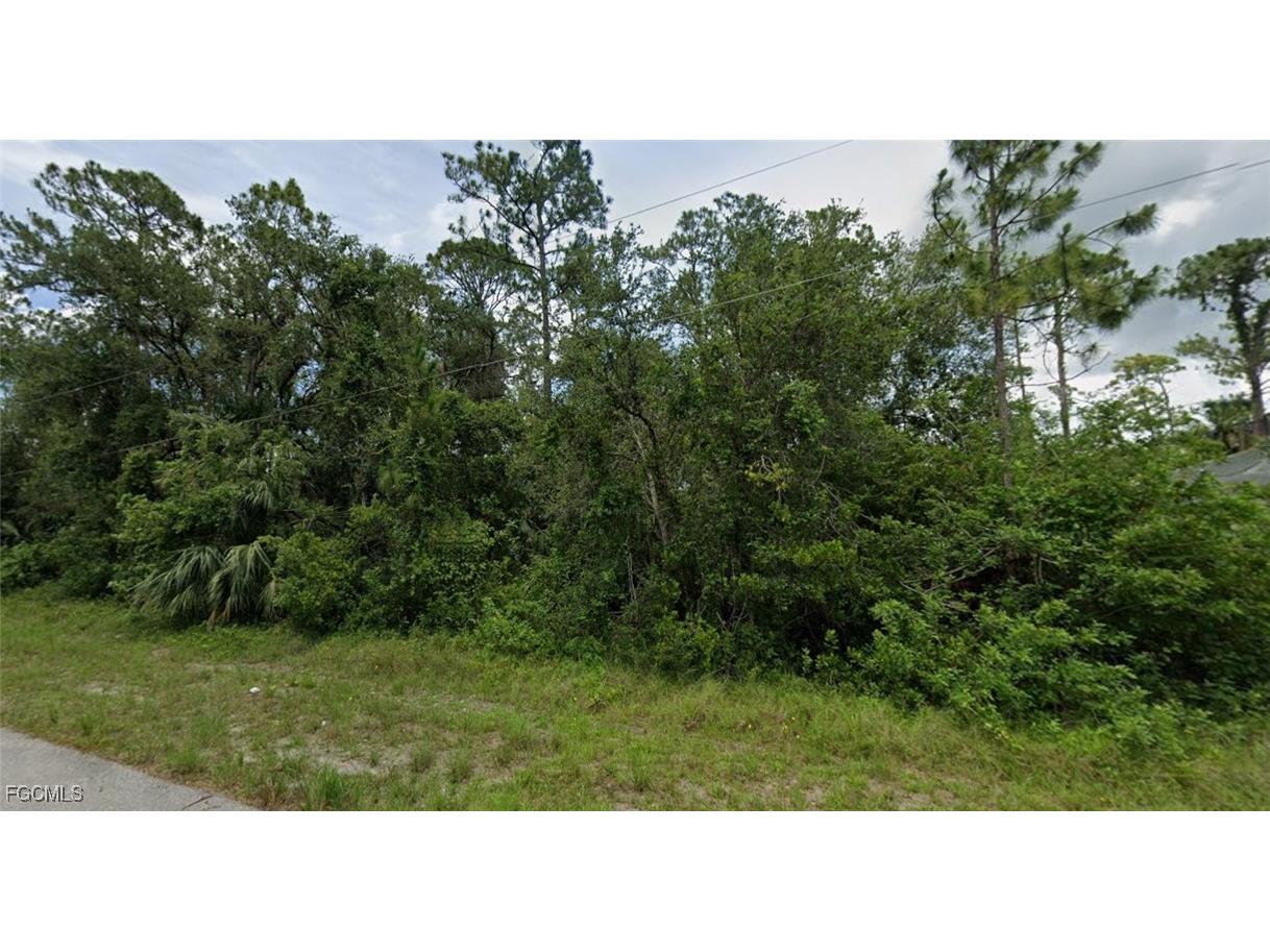 3850 Hillandale Street Fort Myers FL 33905 2025014173 image1