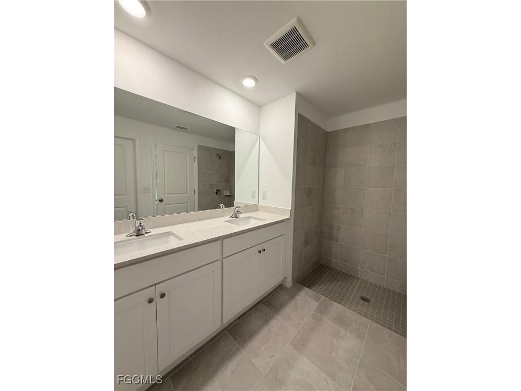3850 Treasure Oak Way Fort Myers FL 33905 2025025129 image33