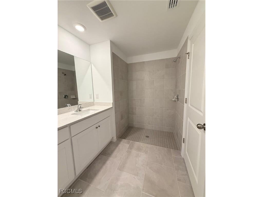 3850 Treasure Oak Way Fort Myers FL 33905 2025025129 image34