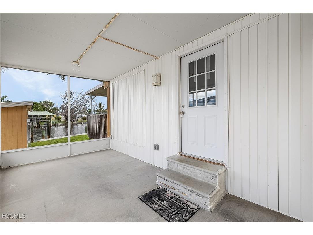 3851 Coconut Drive Saint James City FL 33956 2025015671 image13