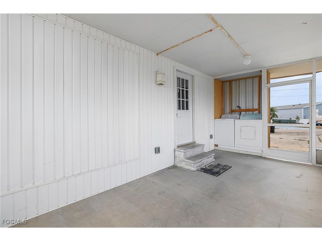 3851 Coconut Drive Saint James City FL 33956 2025015671 image14